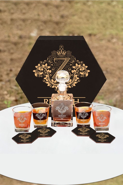 Redlich Whiskey Set (Wooden box + Decanter + 4 Glasses + 4 Coasters) - Image 8