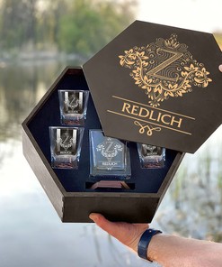 Redlich Whiskey Set (Wooden box + Decanter + 4 Glasses + 4 Coasters)