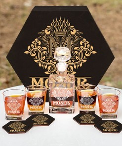 MOSER - WHISKEY SET (Wooden box + Decanter + 4 Glasses + 4 Coasters)
