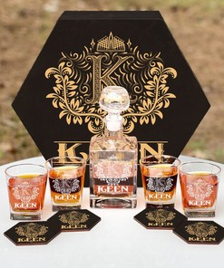 KEEN - WHISKEY SET (Wooden box + Decanter + 4 Glasses + 4 Coasters)