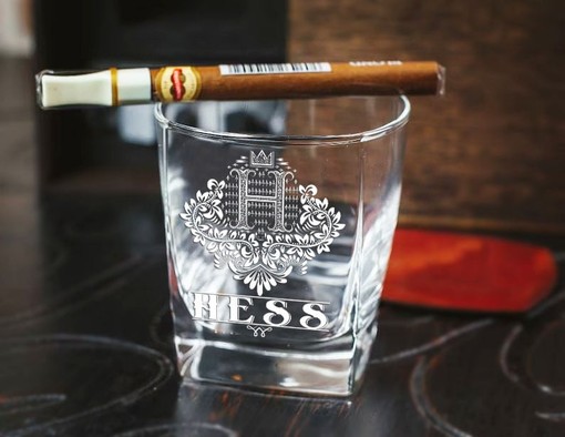 HESS - WHISKEY SET (Wooden box + Decanter + 4 Glasses + 4 Coasters) - Image 4