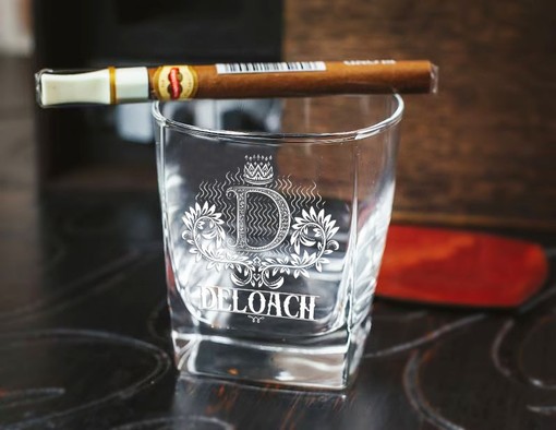 DELOACH - WHISKEY SET (Wooden box + Decanter + 4 Glasses + 4 Coasters) - Image 4