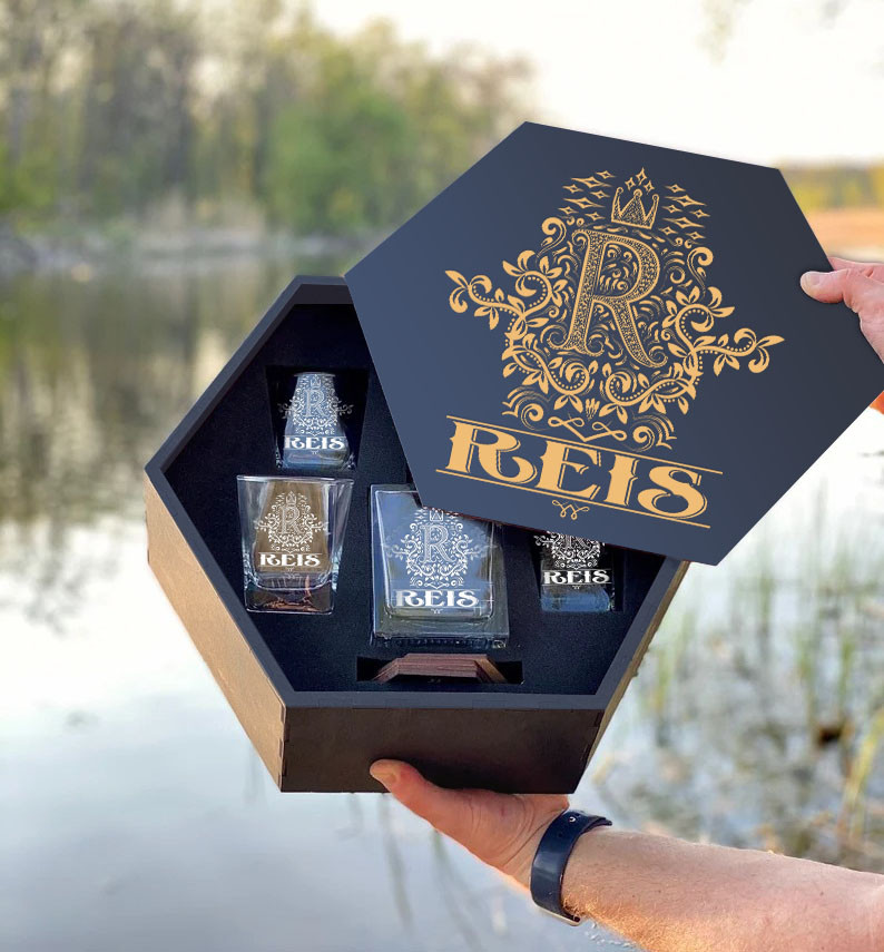 REIS - WHISKEY SET (Wooden box + Decanter + 4 Glasses + 4 Coasters) - Image 3