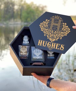 HUGHES - WHISKEY SET (Wooden box + Decanter + 4 Glasses + 4 Coasters)
