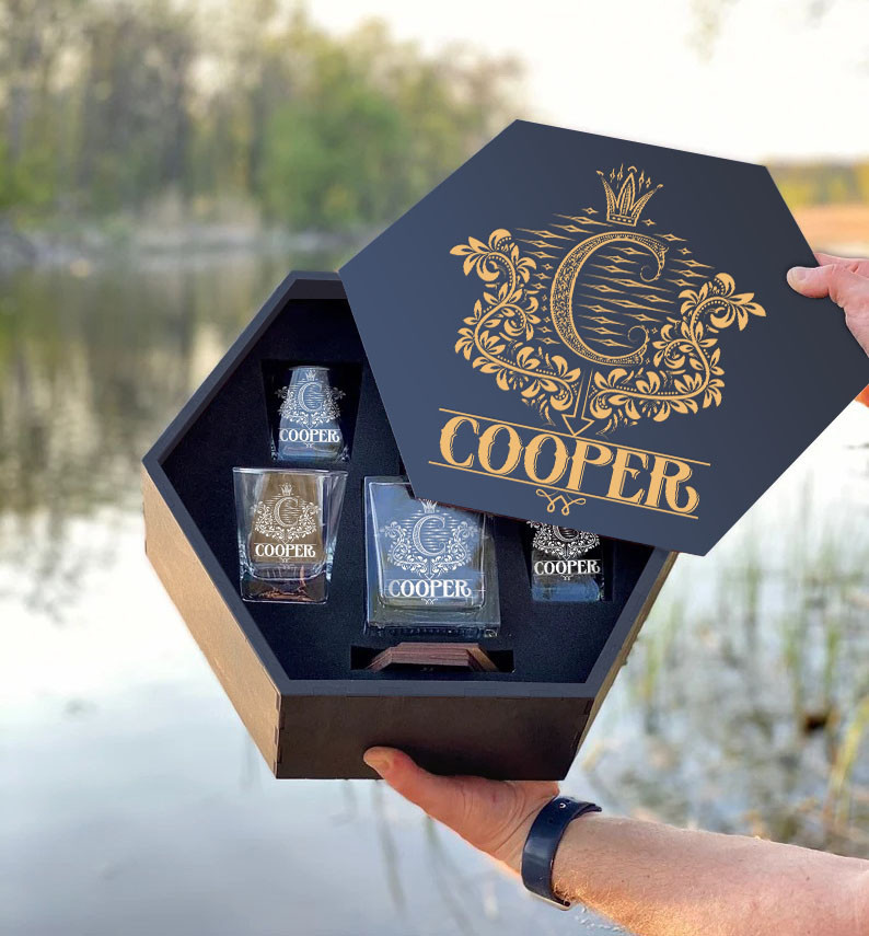 COOPER - WHISKEY SET (Wooden box + Decanter + 4 Glasses + 4 Coasters)