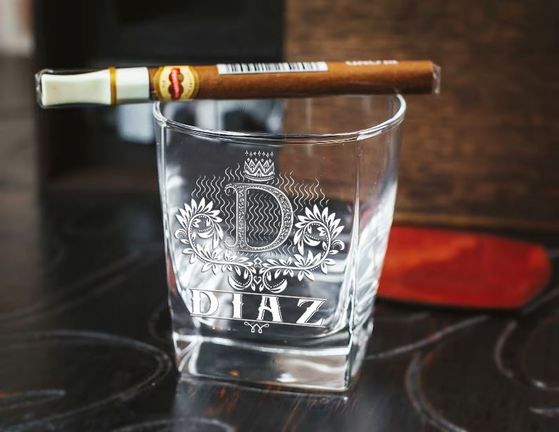 DIAZ - WHISKEY SET (Wooden box + Decanter + 4 Glasses + 4 Coasters) - Image 3