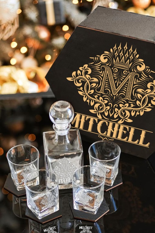 MITCHELL - WHISKEY SET (Wooden box + Decanter + 4 Glasses + 4 Coasters) - Image 5