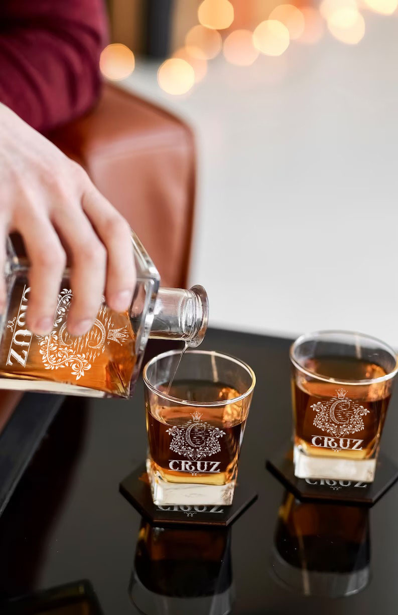 CRUZ - WHISKEY SET (Wooden box + Decanter + 4 Glasses + 4 Coasters) - Image 4