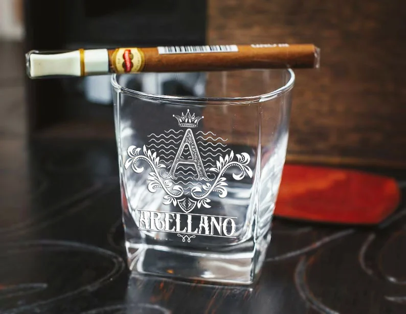 ARELLANO - WHISKEY SET (Wooden box + Decanter + 4 Glasses + 4 Coasters) - Image 3